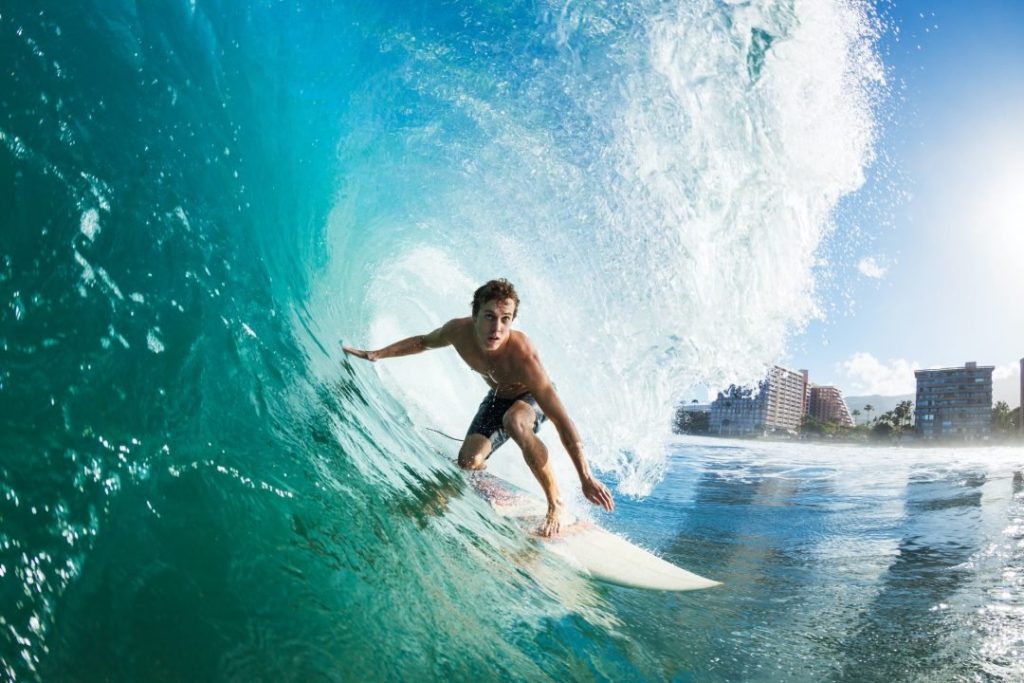 SURFER - Jack's Gland Surfcamp